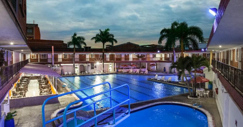 Hotel La Luna Santiago de Cali Екстер'єр фото