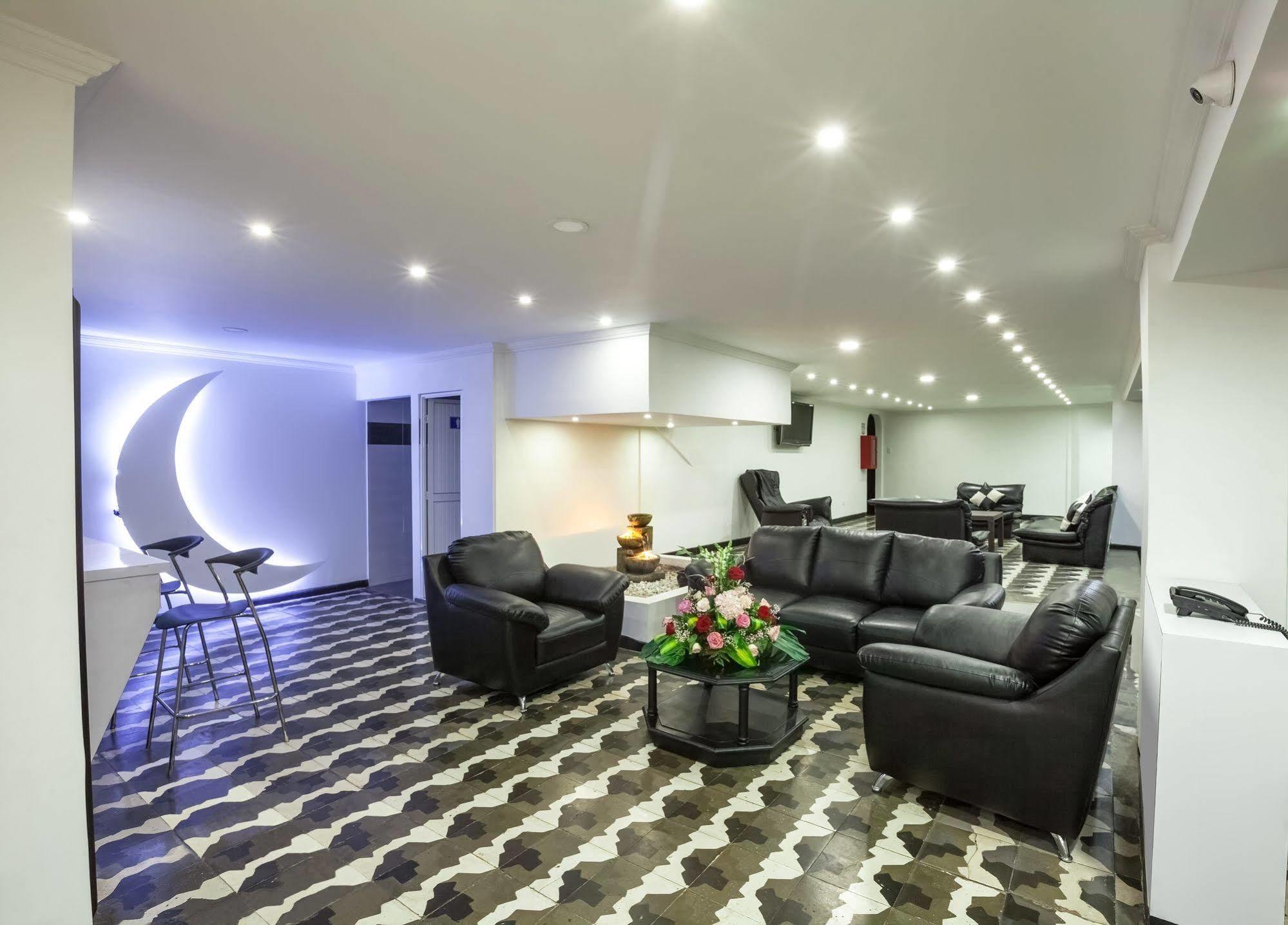 Hotel La Luna Santiago de Cali Екстер'єр фото