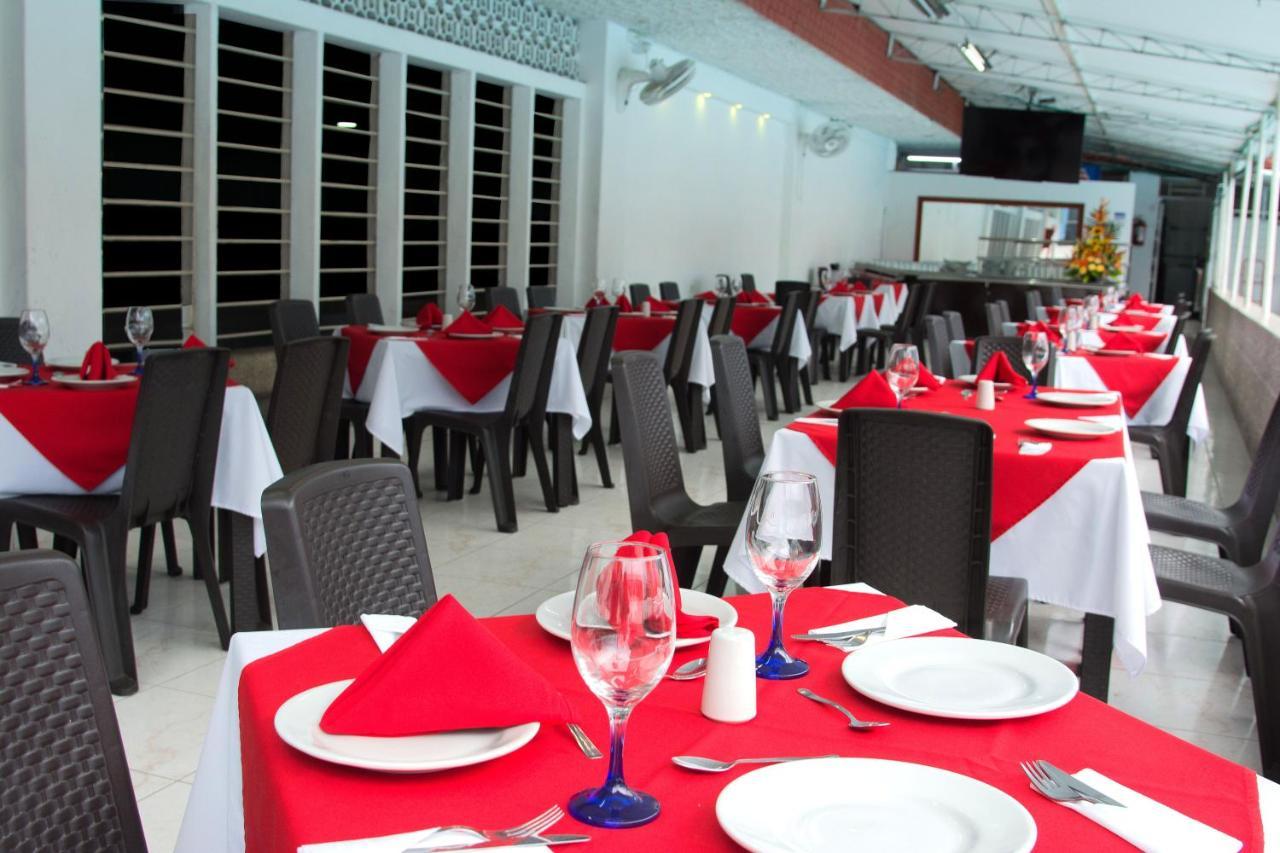 Hotel La Luna Santiago de Cali Екстер'єр фото