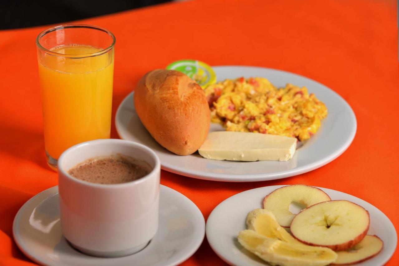Hotel La Luna Santiago de Cali Екстер'єр фото
